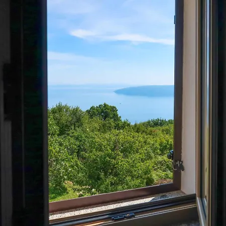 Elija By Interhome * Mošćenička Draga