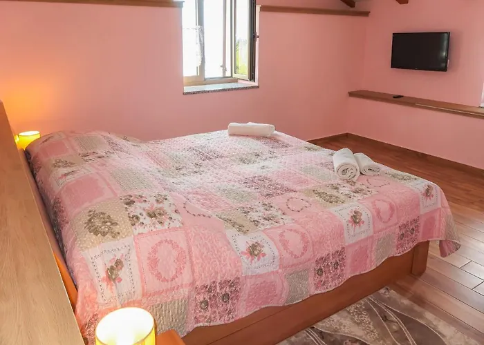 Elija By Interhome Mošćenička Draga